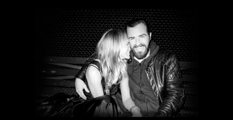 Jennifer Aniston e Justin Theroux recentemente foram clicados por Terry Richardson