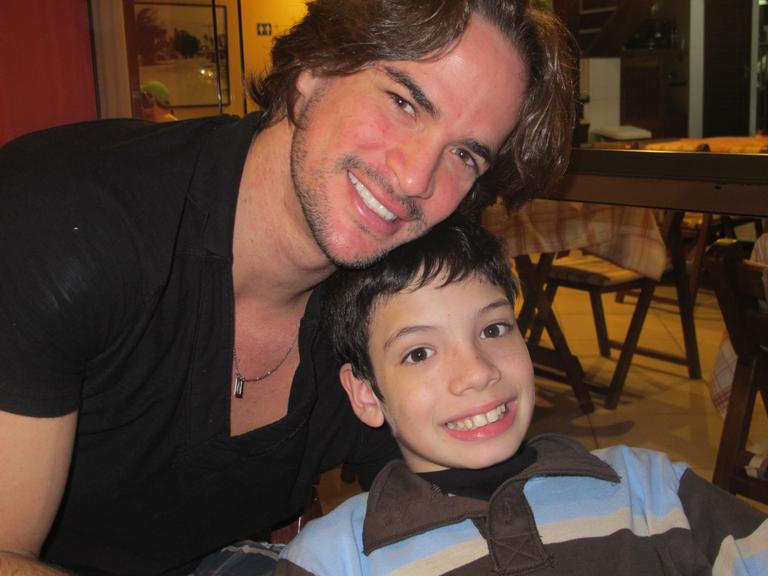 Rodrigo com Gabriel, filho de Talula