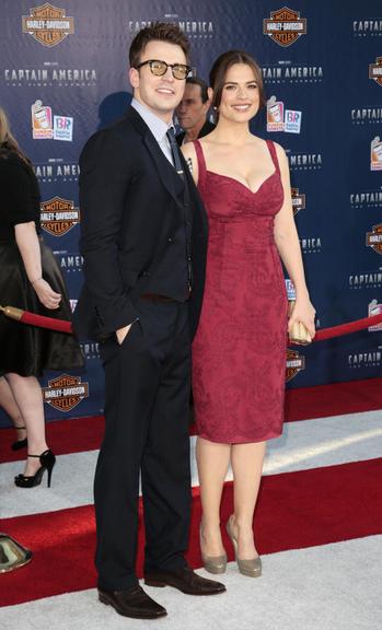 Chris Evans e Hayley Atwell