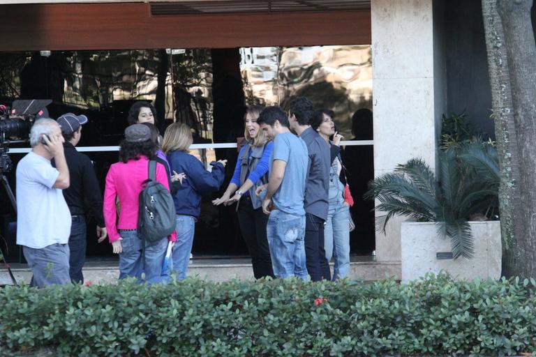 Paola Oliveira, Eriberto Leão e Gabriel Braga Nunes gravam 'Insensato Coração' na Lagoa