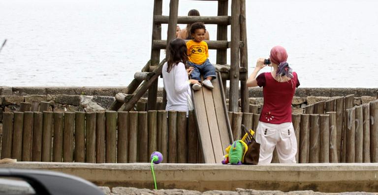 Drica Moraes e o filho Mateus