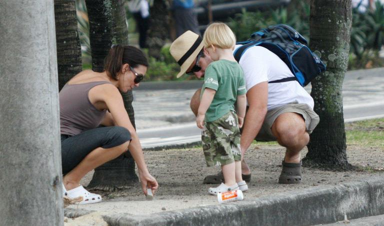 Carlos Bonow com a mulher, Keila, e o filho, Conrado