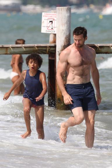 Hugh Jackmane seu filho Oscar Maximilian