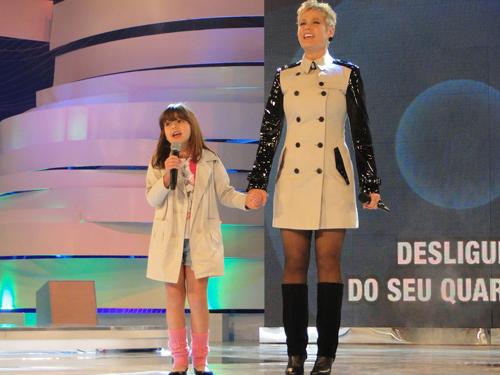 Xuxa Meneghel e Klara Castanho