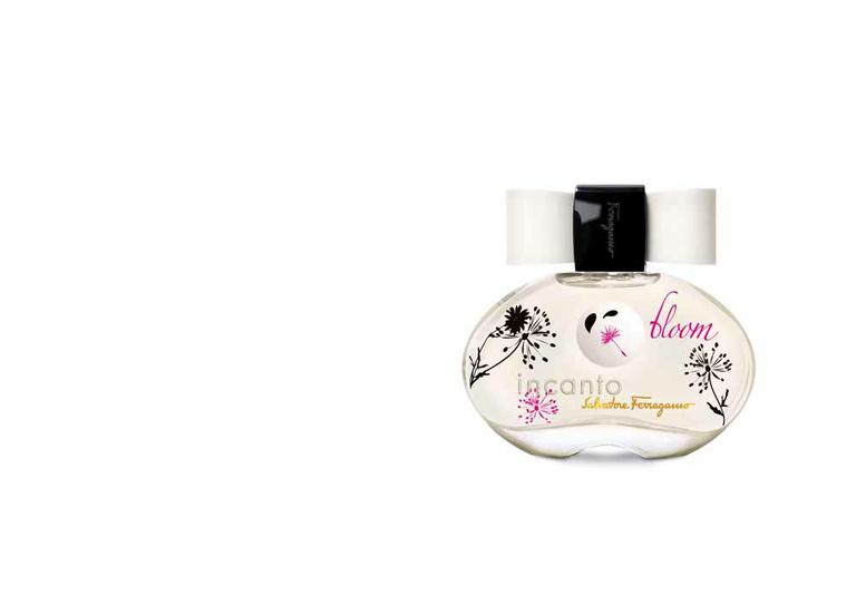 Incanto Bloom – Eau de Toilette floral com notas de almíscar e madeira de cashmere SALVATORE FERRAGAMO 0800 550-203 [passion.com.br]