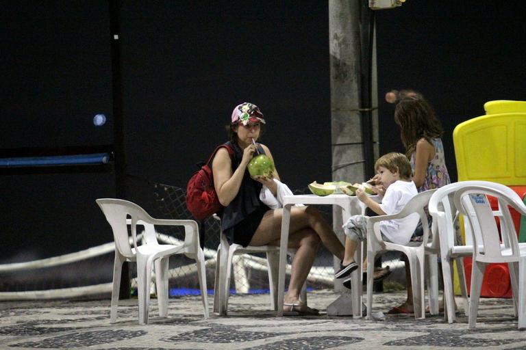 Maria Paula com os filhos, Felipe e Maria Luiza