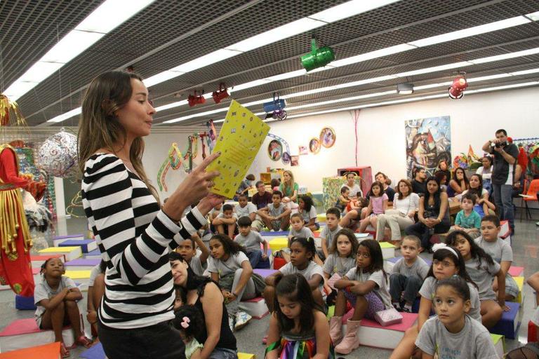 Flávia Rubim: incentivo à leitura