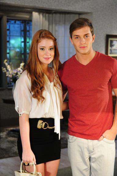 Alice ( Marina Ruy Barbosa ) e Guilherme ( Klébber Toledo )