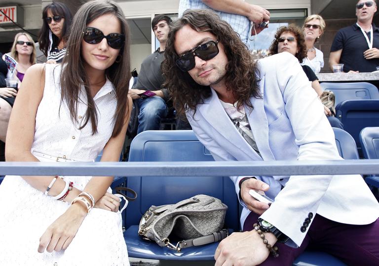 Camilla Belle e o cantor Constantine Maroulis