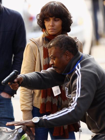 Halle Berry grava 'Cloud Atlas' em Glasgow, na Escócia