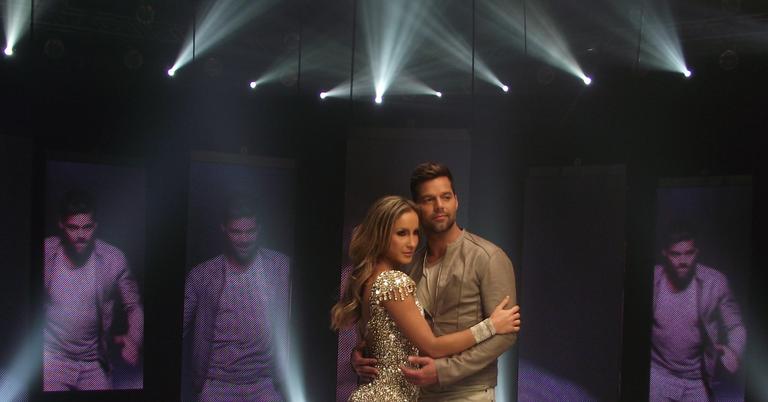 Claudia Leitte e Ricky Martin lançam 'Samba'