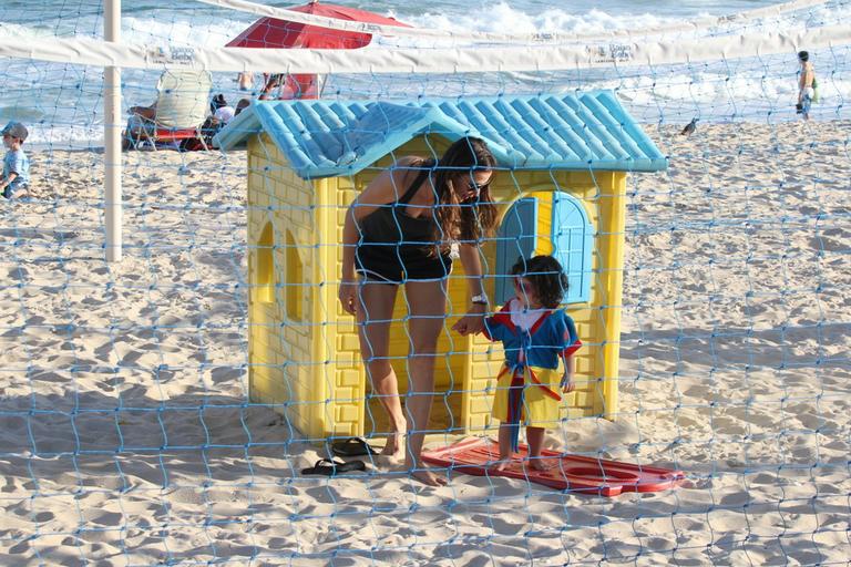 Mônica Martelli com a filha Júlia