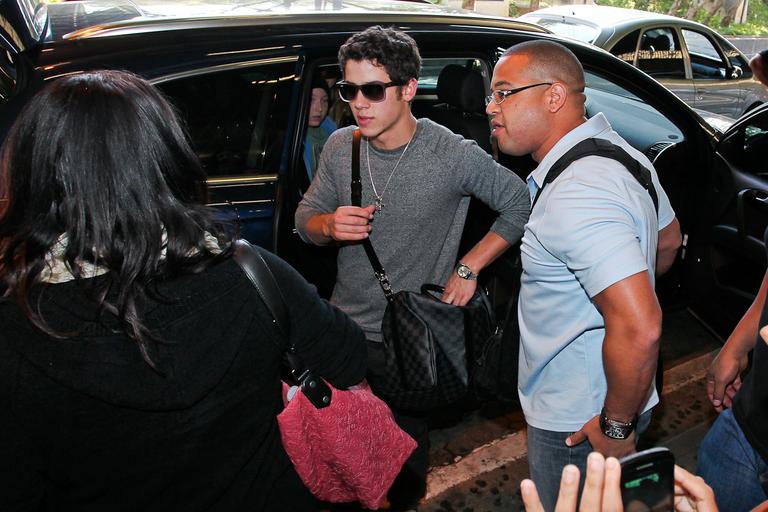 Nick Jonas desembarca em São Paulo