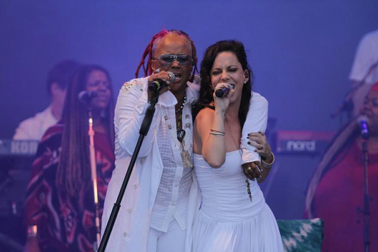 Sandra de Sá e Bebel Gilberto