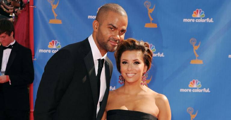 O jogador Tony Parker traiu a bela Eva Longoria com a esposa de um colega de seu time