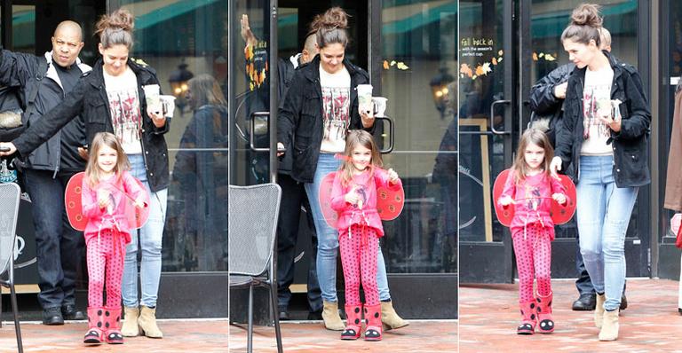 Suri Cruise veste fantasia de joaninha 