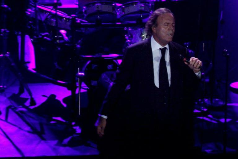 Julio Iglesias se apresenta no Rio de Janeiro