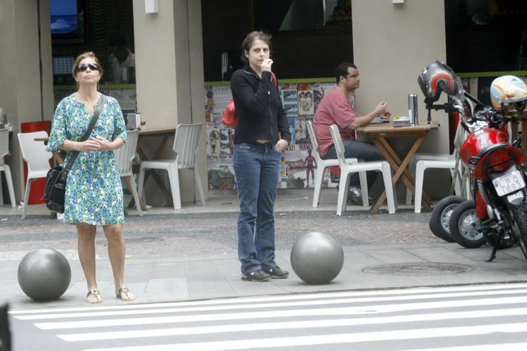 Drica Moraes: tarde de beleza no salão