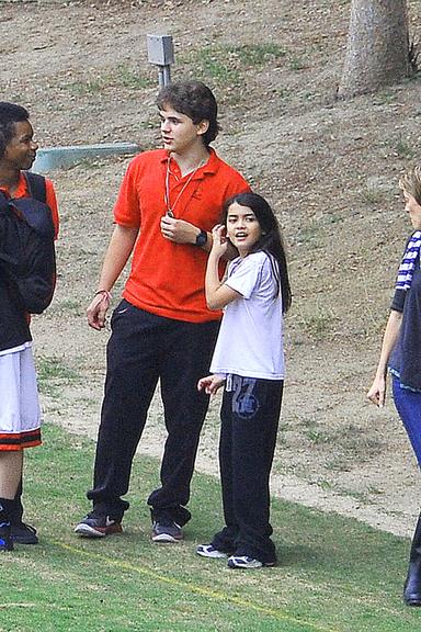 Os irmãos de Paris, Prince e Blanket, acompanham o jogo