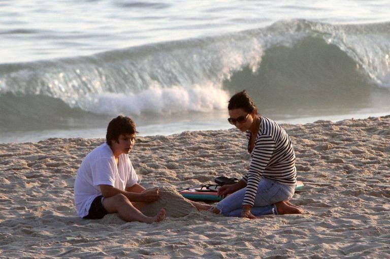 Luiza Brunet com o filho Antônio