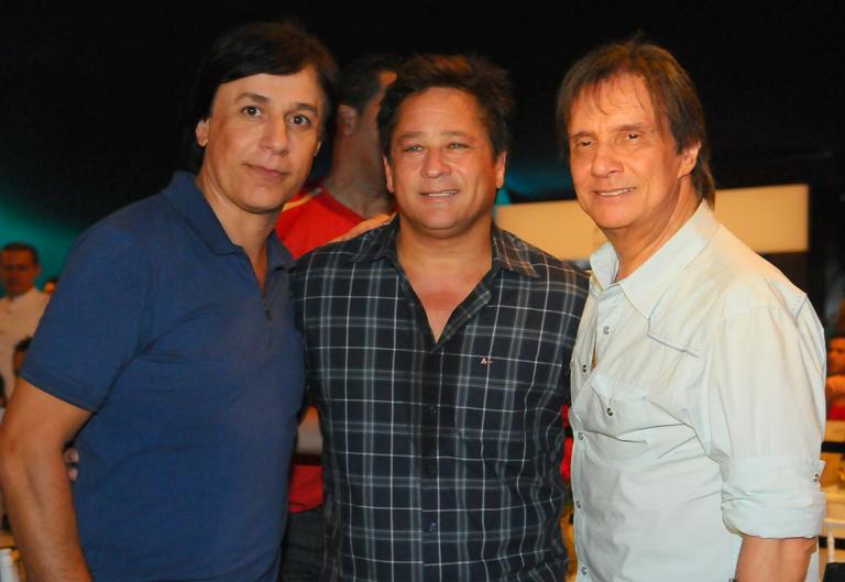 Tom Cavalcante, Leonardo e Roberto Carlos