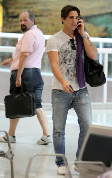 Rômulo Arantes Neto pelo Aeroporto Santos Dumont, no Rio de Janeiro