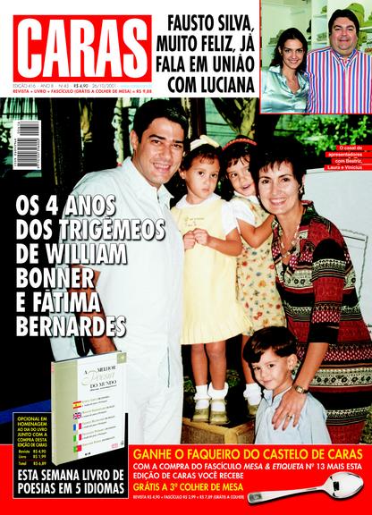 Fátima Bernardes e William Bonner com os trigêmeos Vinícius, Laura e Beatriz em capa de CARAS