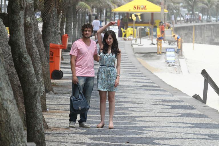 'A Vida da Gente': Marjorie Estiano e Rafael Cardoso gravam cena romântica 