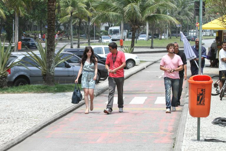 'A Vida da Gente': Marjorie Estiano e Rafael Cardoso gravam cena romântica 