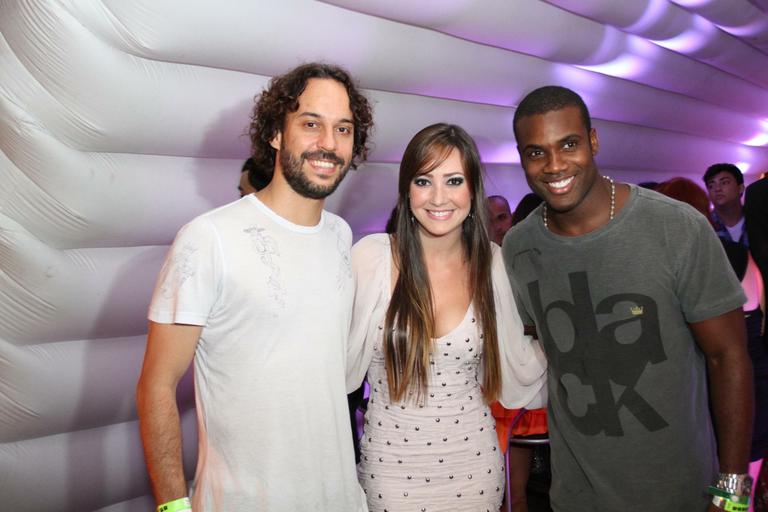 Gabriel O Pensador, Josie Pessoa e Rafael Zulu