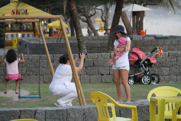 Fernanda Pontes com a filha, Maria Luiza