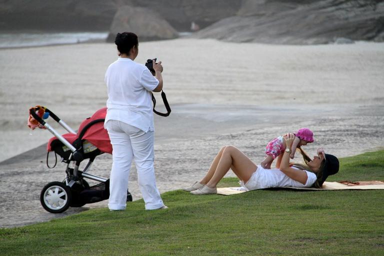 Fernanda Pontes com a filha, Maria Luiza