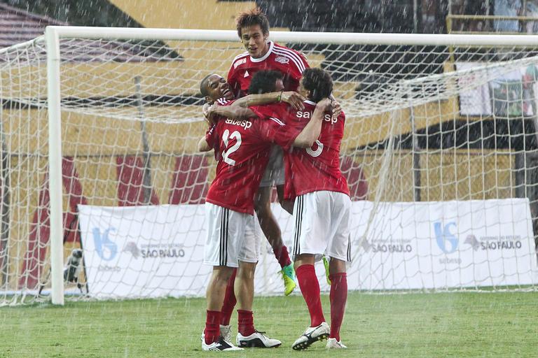 Neymar com seus amigos