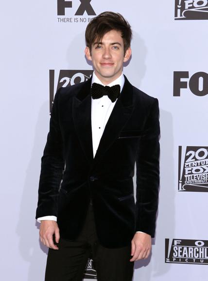 Kevin McHale, também de 'Glee', na festa da FOX após o Globo de Ouro