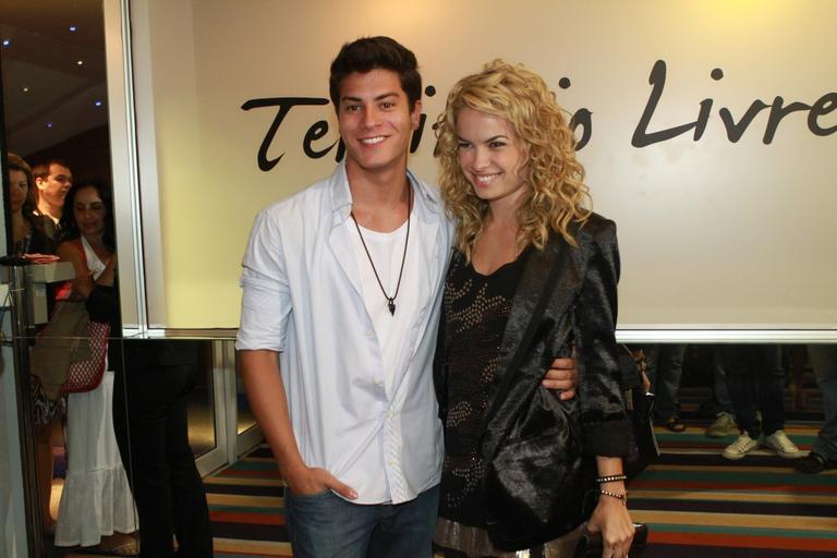 Arthur Aguiar e Lua Blanco