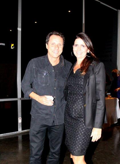 Malu Mader e Tony Belloto curtem show de Chico Buarque