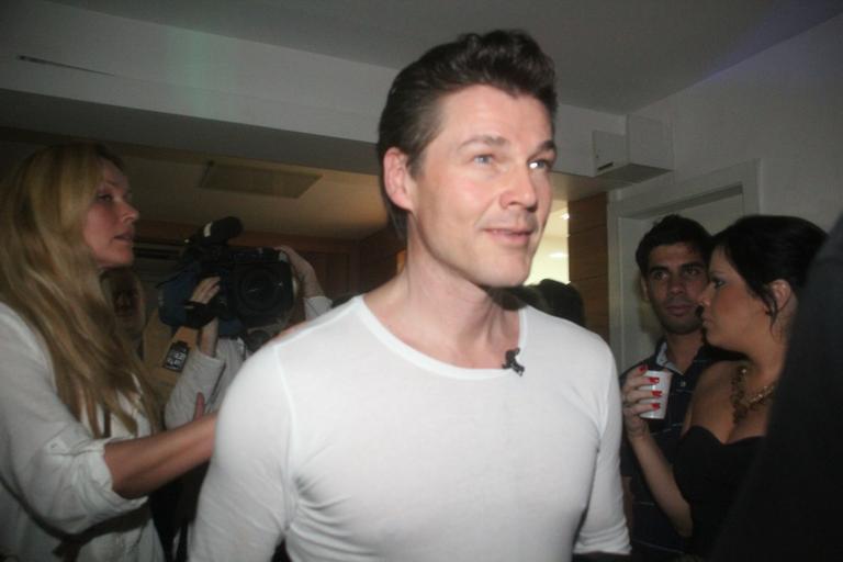 Morten Harket curte ensaio técnico do Salgueiro no Rio