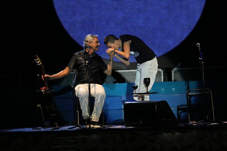 Caetano Veloso e Maria Gadú na Festa da Purificação