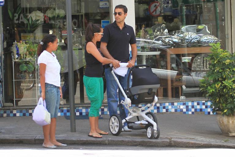 Ricardo Pereira com a mulher, Francisca, e o filho, Vicente