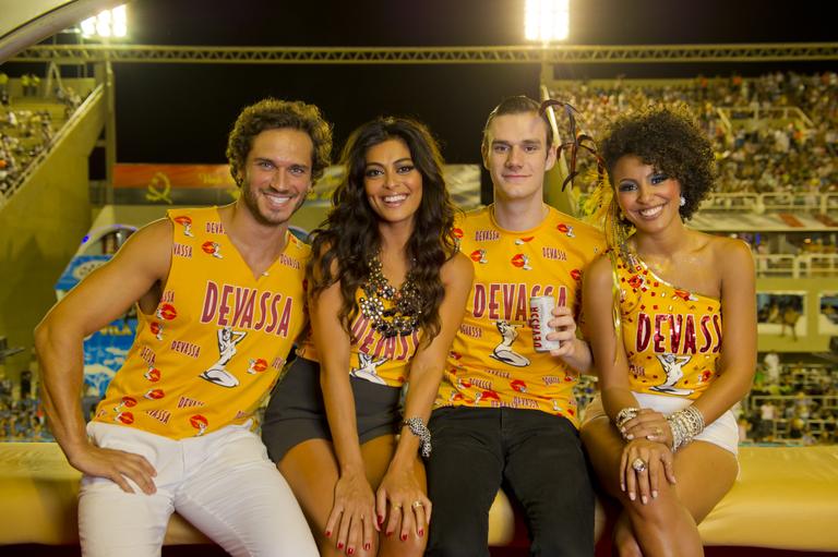 Paulo Rocha, Juliana Paes, Cooper Hefner e Sheron Menezzes