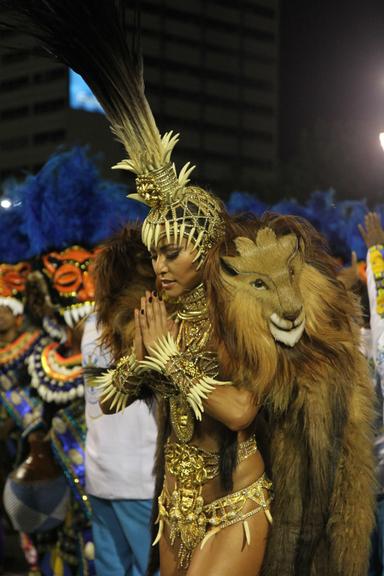 Sabrina Sato pronta para arrasar na Sapucaí