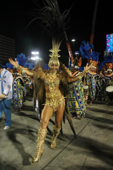 Sabrina Sato pronta para arrasar na Sapucaí