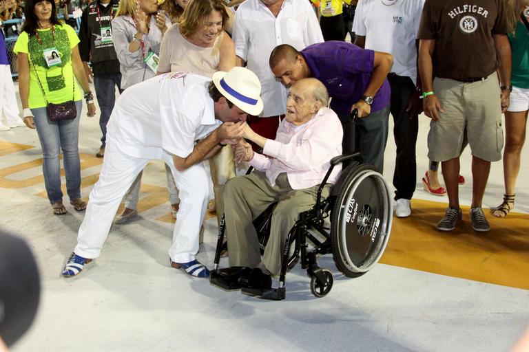 Oscar Niemeyer e Eduardo Paes