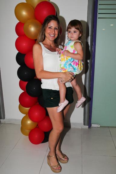 Patrícia Maldonado com a filha Nina