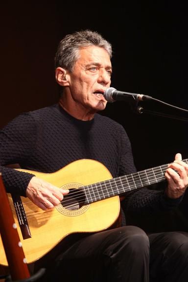 Chico Buarque em passagem de som em São Paulo