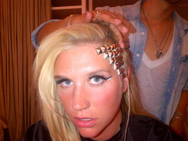 Ke$ha radicalizou no visual