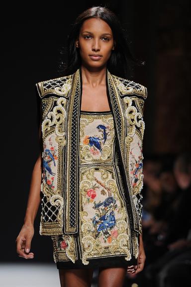 Desfile da Balmain na Paris Fashion Week