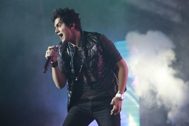 Luan Santana canta no Rio de Janeiro