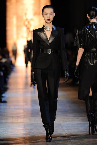 Desfile Yves Saint-Laurent