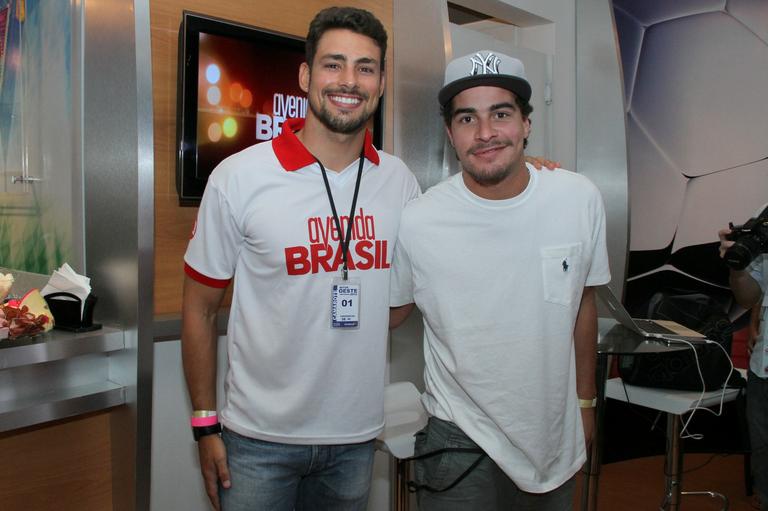 Cauã Reymond e Thiago Martins